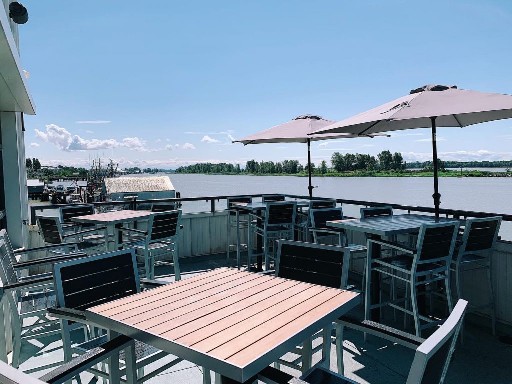 Catch Kitchen + Bar patio on the water