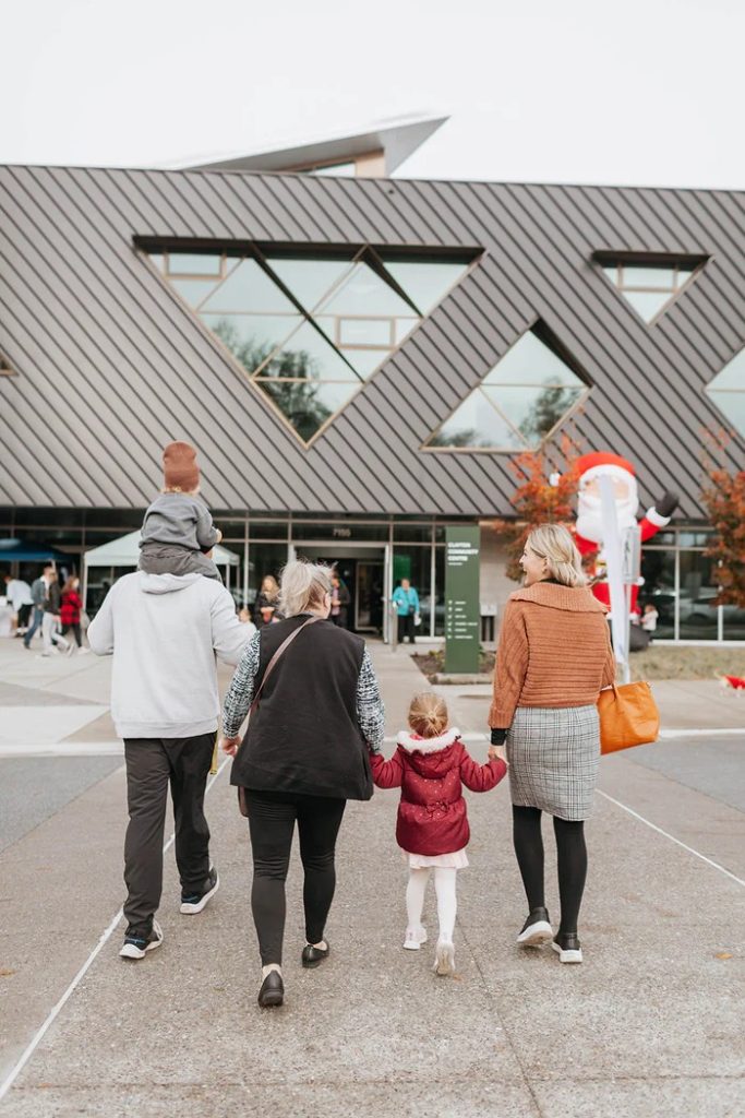 Clayton Holiday Market 